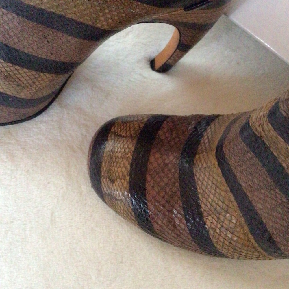 Givenchy Patch.Ayer’s boot, 38.5 - Picture 15 of 16